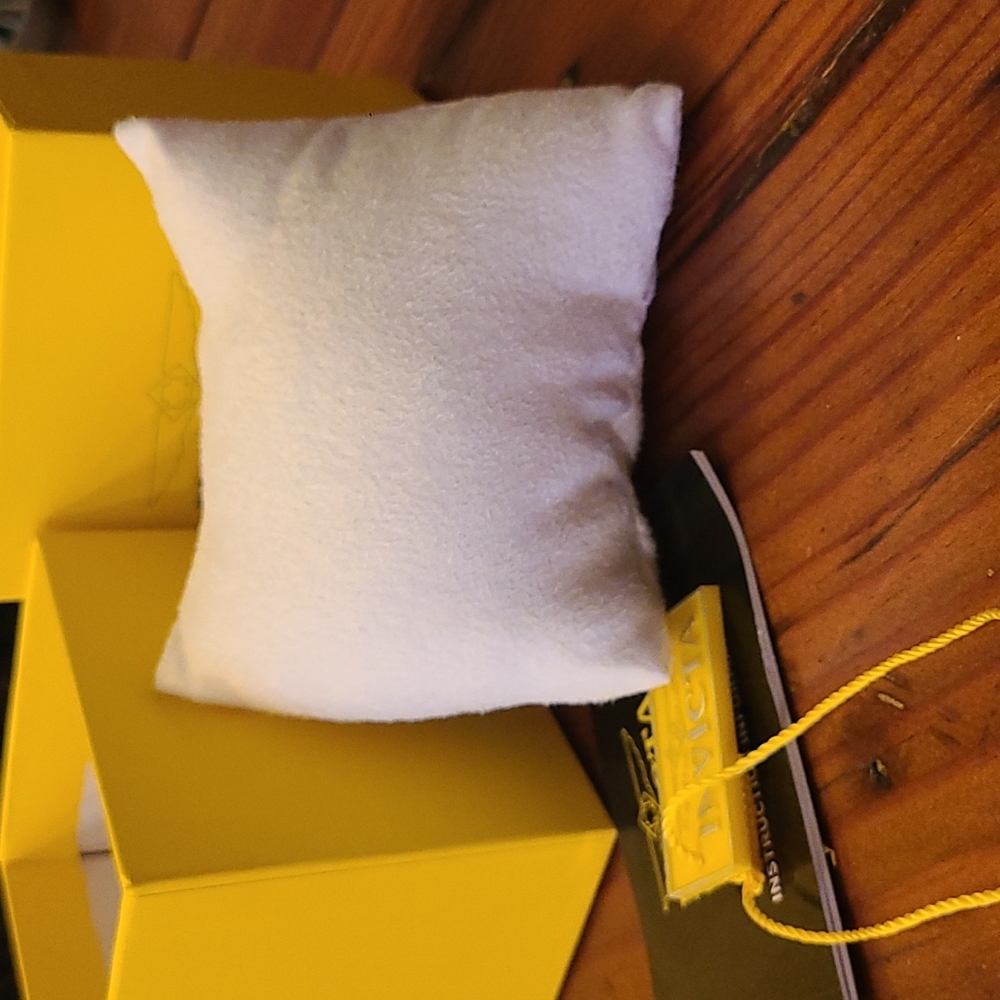 Invicta watch box - Picture 2 of 3